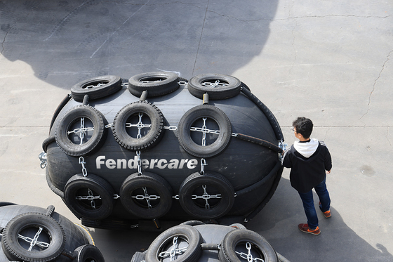 Fendercare Floating Inflatable Pneumatic Ship Fender Fender Karet Laut